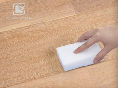 木地板縫隙太臟怎么處理？使用納米海綿一擦即凈